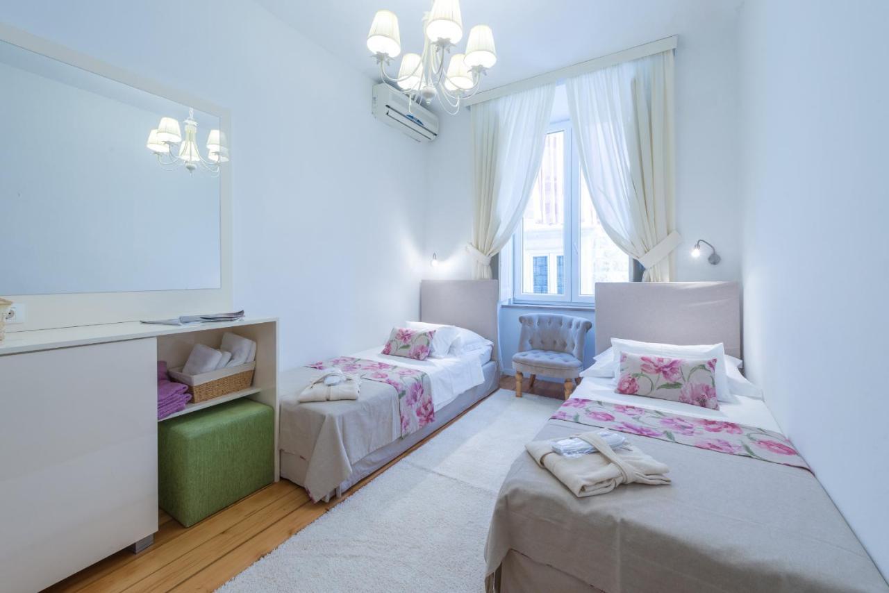 דוברובניק Guest House Flores מראה חיצוני תמונה